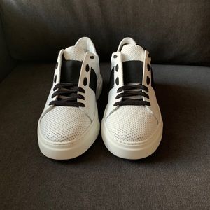 M.Gemi / The Volata Uomo